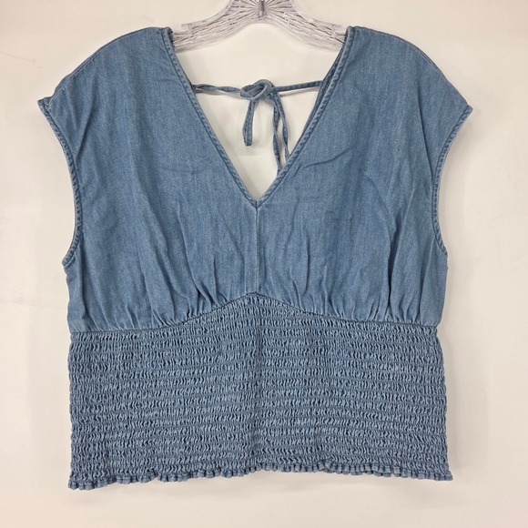 Old Navy Tops - Old Navy Chambray Smocked Waist Top L Blue V-Neck Boho Eclectic